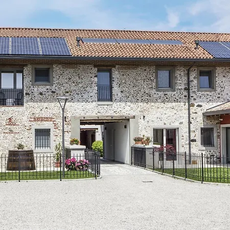 Al Sa Di Te Bed & Breakfast 2*